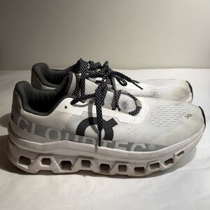 Used on cloud ON Cloudtec White Running Shoes women’s 10